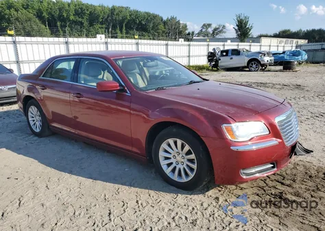 2013 Chrysler 300 z USA, uszkodzony, nr VIN 2C3CCAAG6DH627118